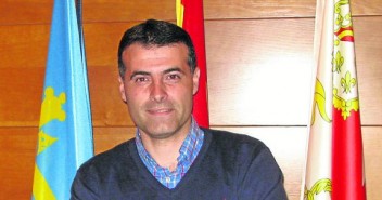 José Luis Fontaniella, Presidente del Partido Popular de Cangas del Narcea