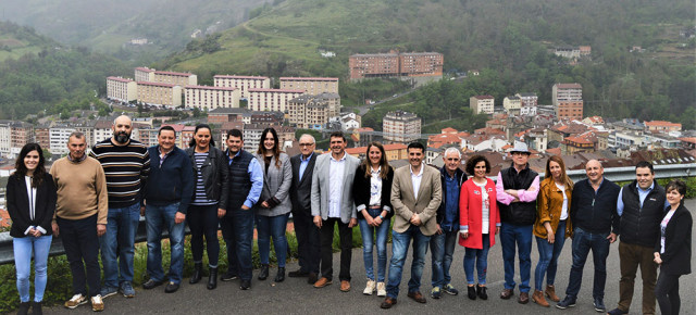 Integrantes del Partido Popular de Cangas del Narcea